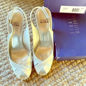 Rare Stuart Weitzman Peekapoo sz 9 ivory pumps NIB